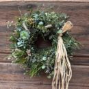 Eucalyptový věnec s borůvčím/průměr 30cm/Echeverie