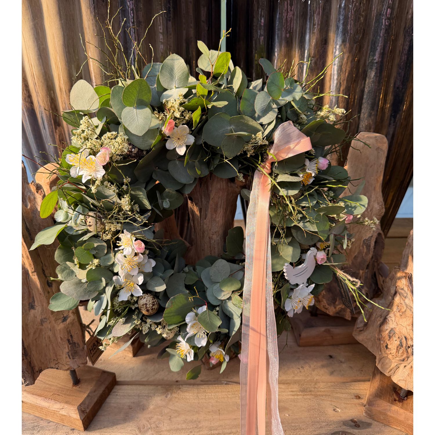 Jarní věnec z eucalyptu v přirozených tónech/průměr 30cm/natural