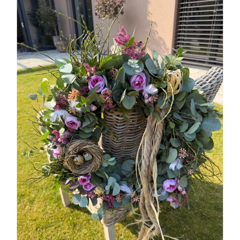 Jarní Eucalyptový věnec Violet Bloom 30/40cm